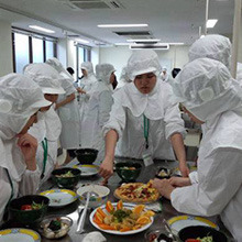 徳島大学での冷凍食品調理講習会の様子