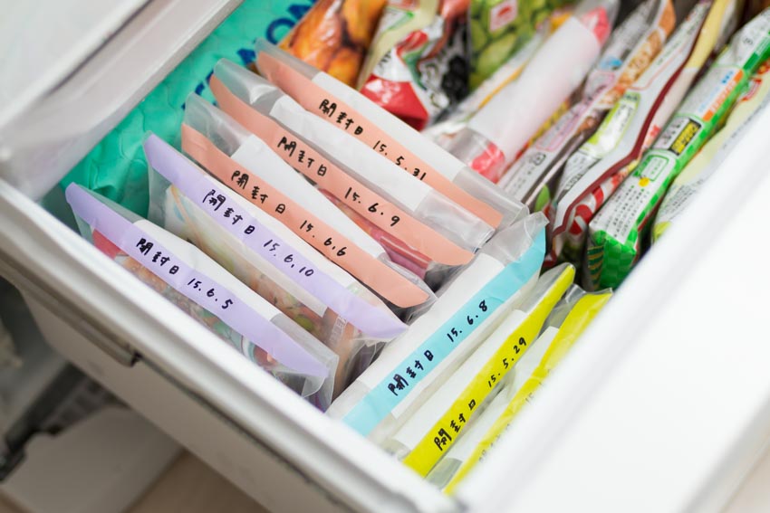 開封済み冷凍食品のベストな保存方法は、袋に入れて、“マステ”で色分け