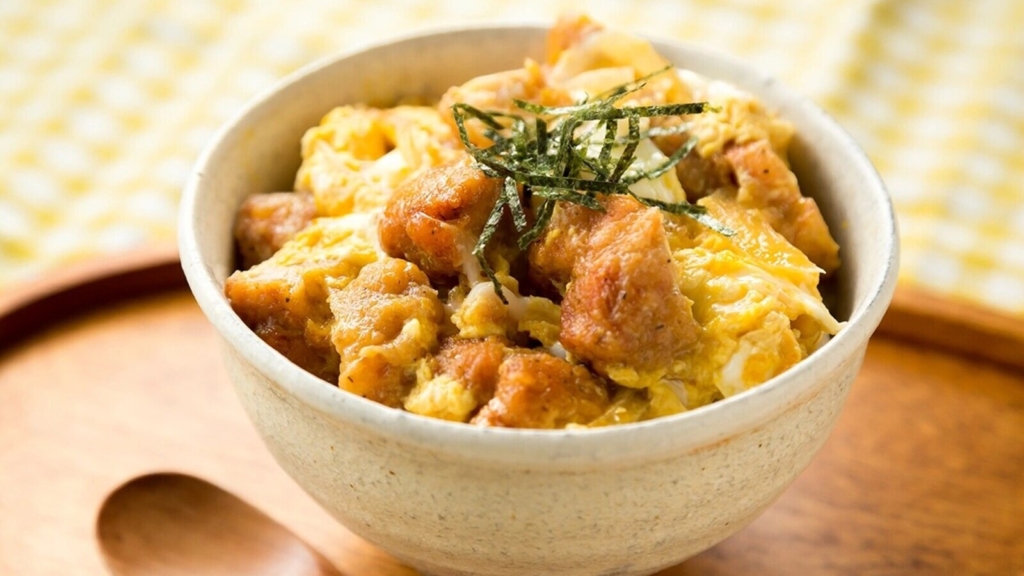 から揚げ親子丼の画像